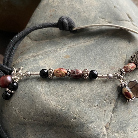 BE BRAVE Bracelet with Jasper, Pearls & Black Onyx - Picture 3 of 4